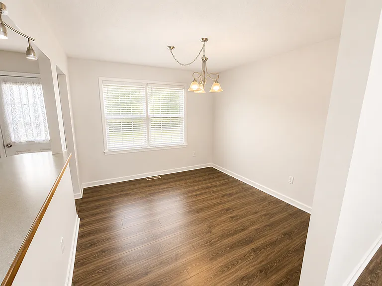 143 Ej Frick Dr — Photo 6