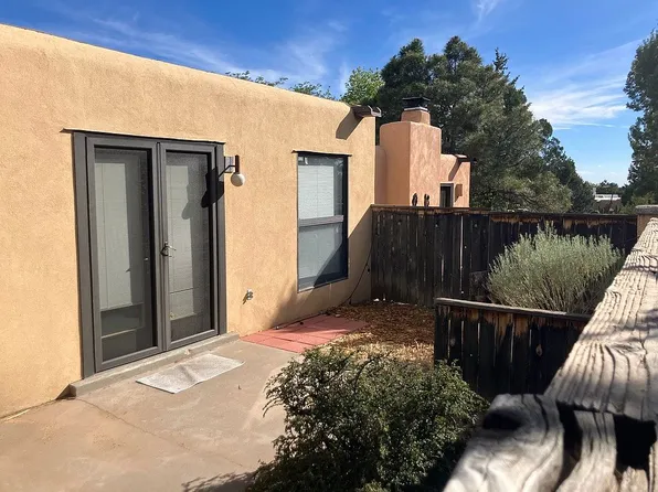 3091 Plaza Blanca, Santa Fe, NM 87507