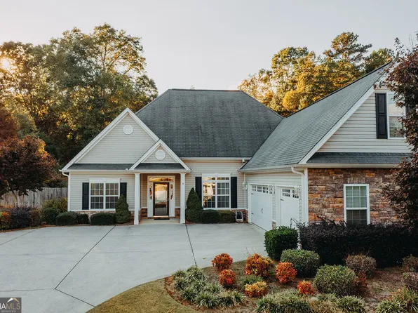 4729 Warwick Dr, Gainesville, GA 30506