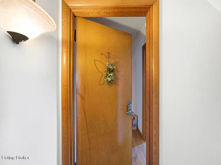 119 McArthur Dr #3 — Photo 4