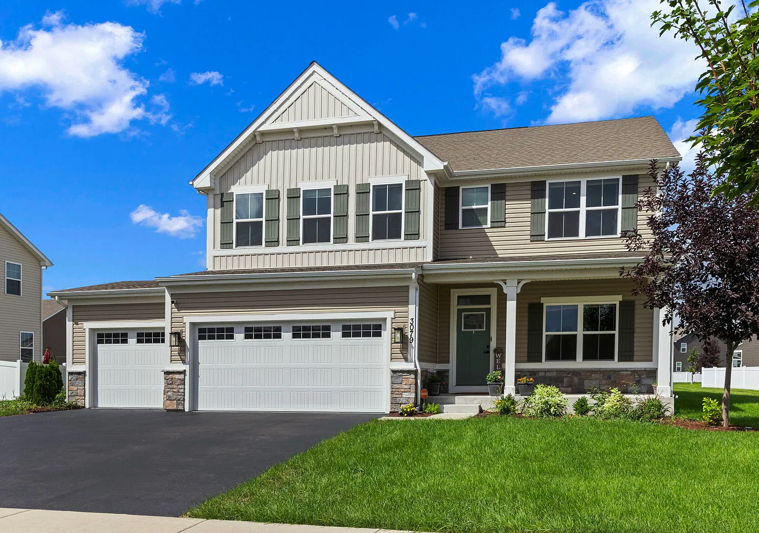 5 bed, 2718 sqft, $4,200 — Photo 3