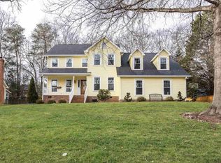 102 Comstock Ct, Greer, SC 29650