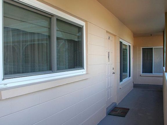 2nd image of 2287 Philippine Dr APT 35