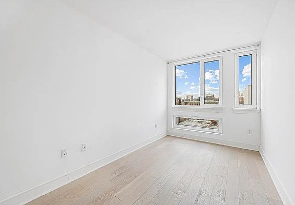 3rd image of 306 W 142nd St #4B