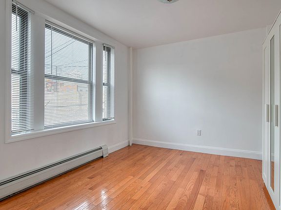 2nd image of 46 Broadway #3