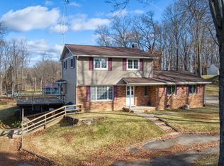 3011 Hunter Rd, Brighton, MI 48114