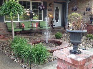 1952 Foley Dr, Parkersburg, WV 26104