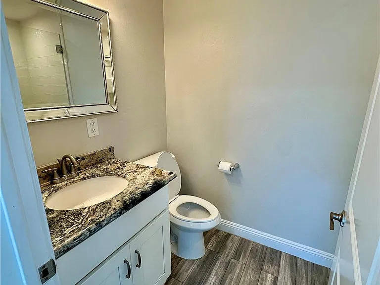 436 N Washington Ave — Photo 22