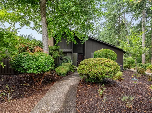 139 Westbrook Way, Eugene, OR 97405