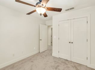 936 52nd St, Sacramento, CA 95819