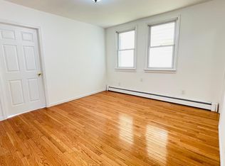 89 W 21st St, Bayonne, NJ 07002
