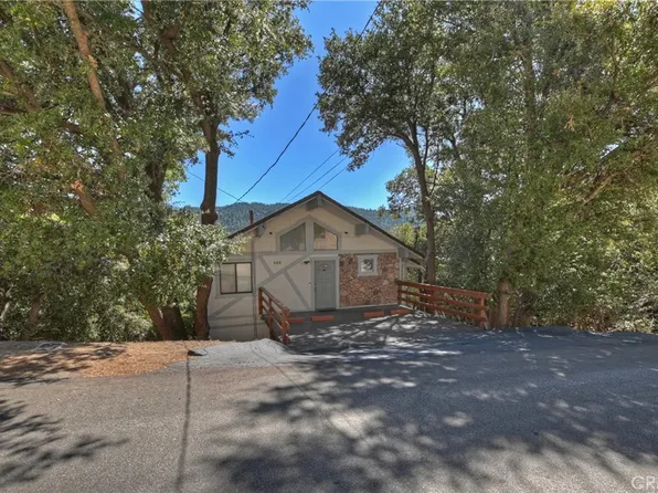 688 Arth Dr, Crestline, CA 92325