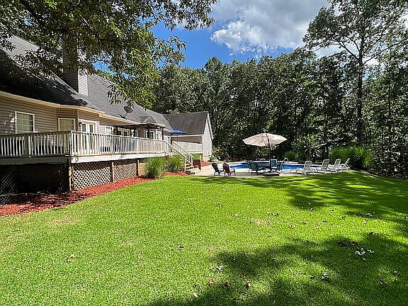 3rd image of 7996 S Giles Rd
