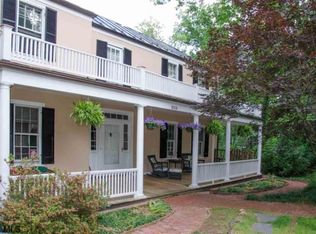 1006 Rugby Rd, Charlottesville, VA 22903