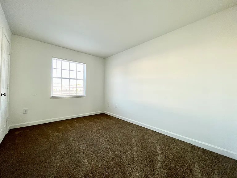 3 BR- Deluxe
