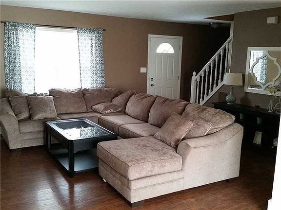 4th image of 1411 Cypress Dr