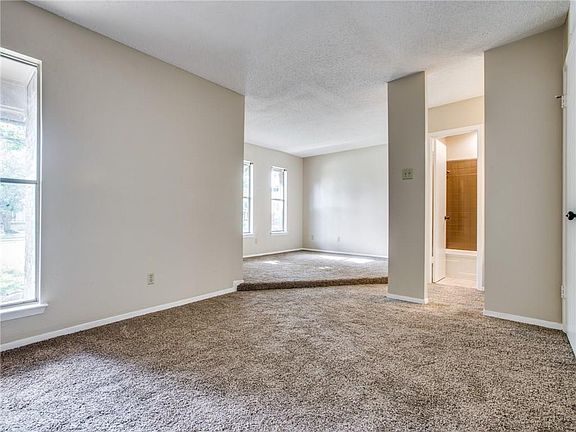 4th image of 232 Village Dr