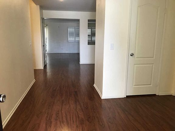 2nd image of 3605 Topaz Ln