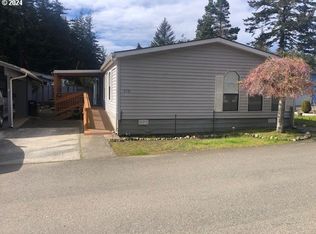 510 Shorepines Pl, Coos Bay, OR