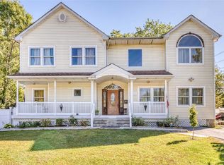 2903 New London Ave, Medford, NY 11763