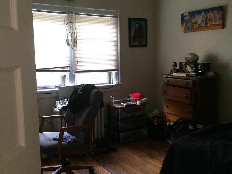 547 Linwood Ave #5 — Photo 4