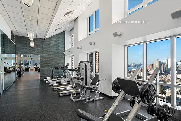 Rented by Engel & Völkers New York City | media 30