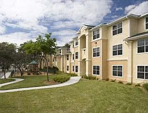 Lake Kathy Apartments — Photo 25