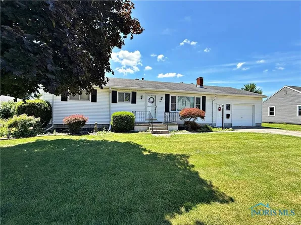 165 3rd Ave, Tiffin, OH 44883