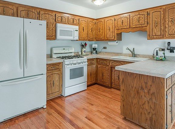 4th image of 13749 W Carefree Dr
