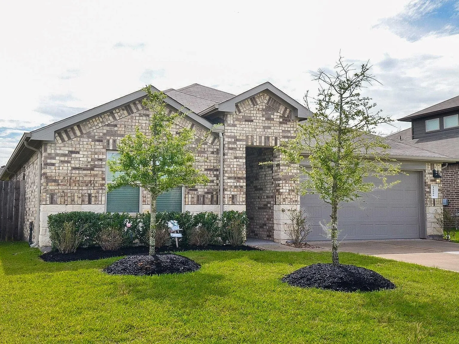 4 bed, 1706 sqft, $2,200 — Photo 1