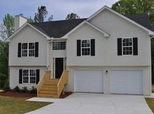 5410 Latham Manor Dr, Gainesville, GA 30506