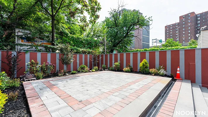 Rented by Nooklyn NYC LLC | media 38