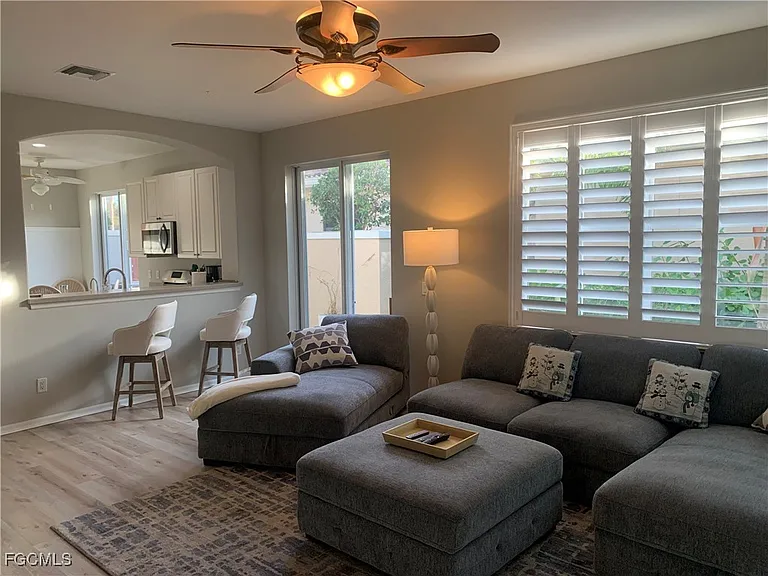 10600 Tirano Ct — Photo 5