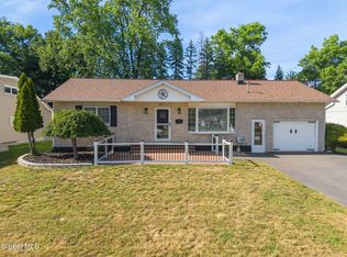 6 Bertone Drive, Schenectady, NY 12306