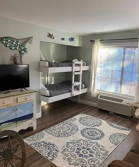 10 Lemoyne Ave #209 — Photo 9