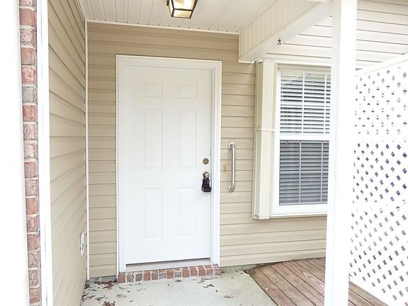 2nd image of 8249 Carriage Ln