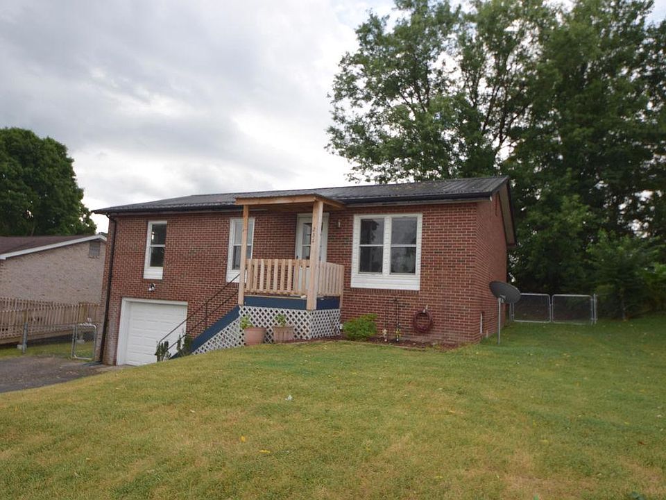1st image of 231 Cedar Ln