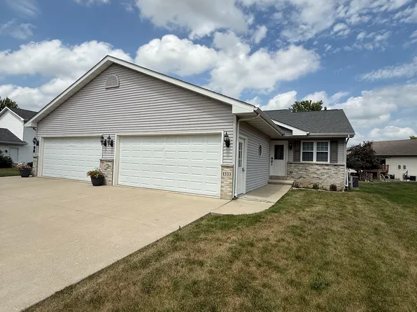 1333 S Park Ave, Fond Du Lac, WI 54935