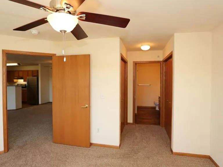 Door Creek Apartments — Photo 35