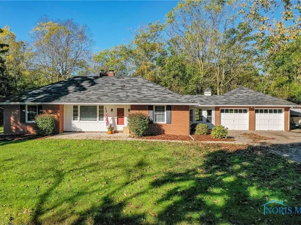 7034 N River Rd, Waterville, OH 43566