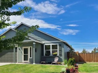 63785 Hunters Cir, Bend, OR 97701