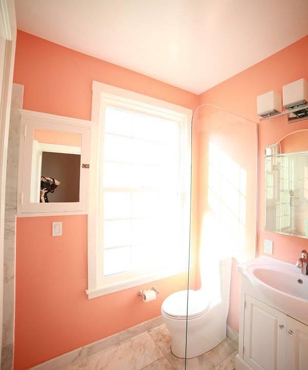 1st image of 2145 Franklin St