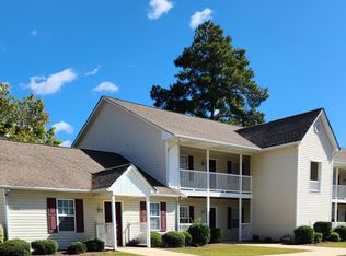 875 Spring Forest Rd #11, Greenville, NC 27834