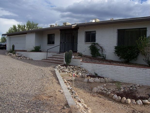 1st image of 1865 W Vista Lejos