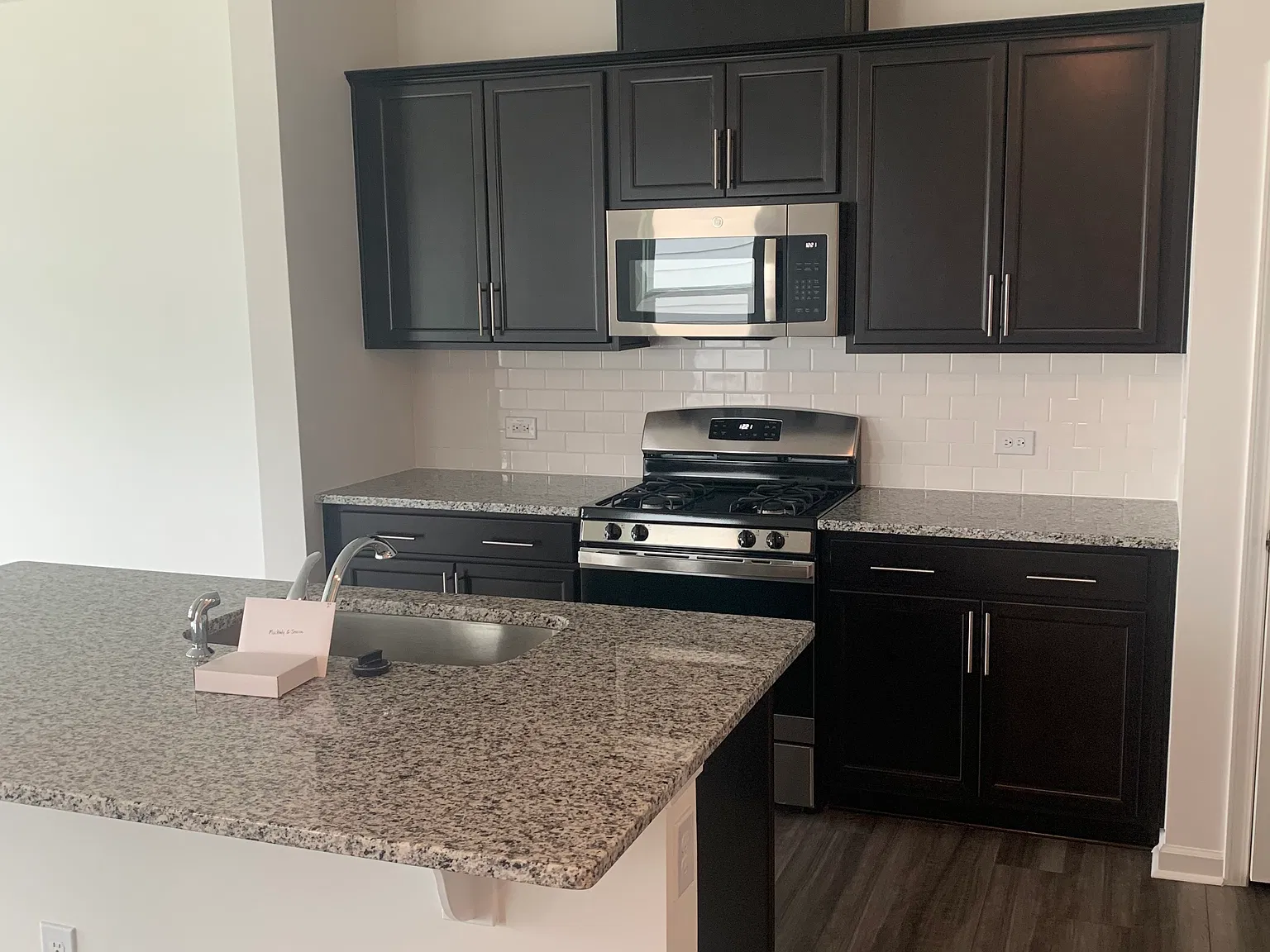 3 bed, 1581 sqft, $1,900 — Photo 4