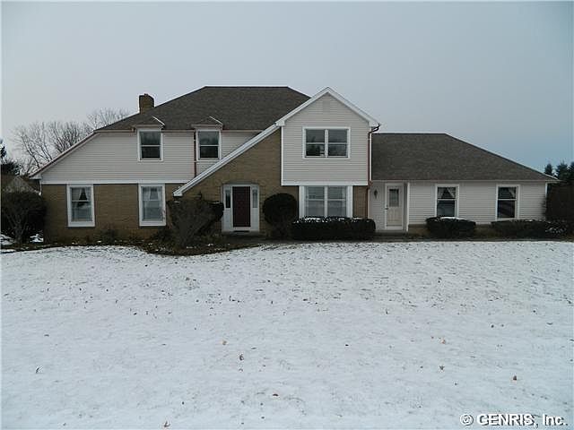 1st image of 19 Locke Dr