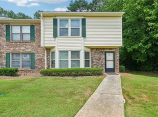714 Longleaf Dr, Lawrenceville, GA 30046
