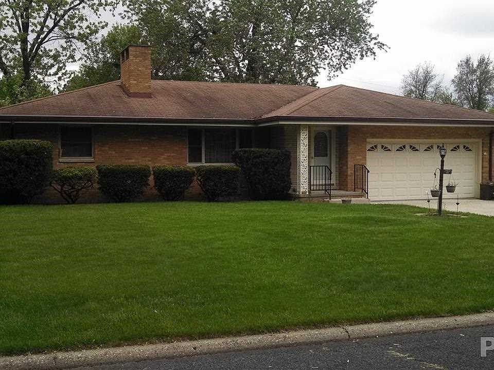 1st image of 510 W Clybourn Ct