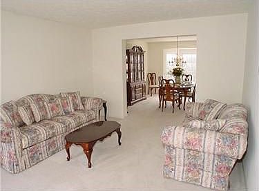 4th image of 654 Water View Dr
