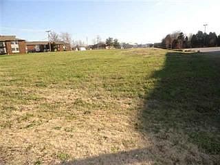 2nd image of 1052 Pedigo Way